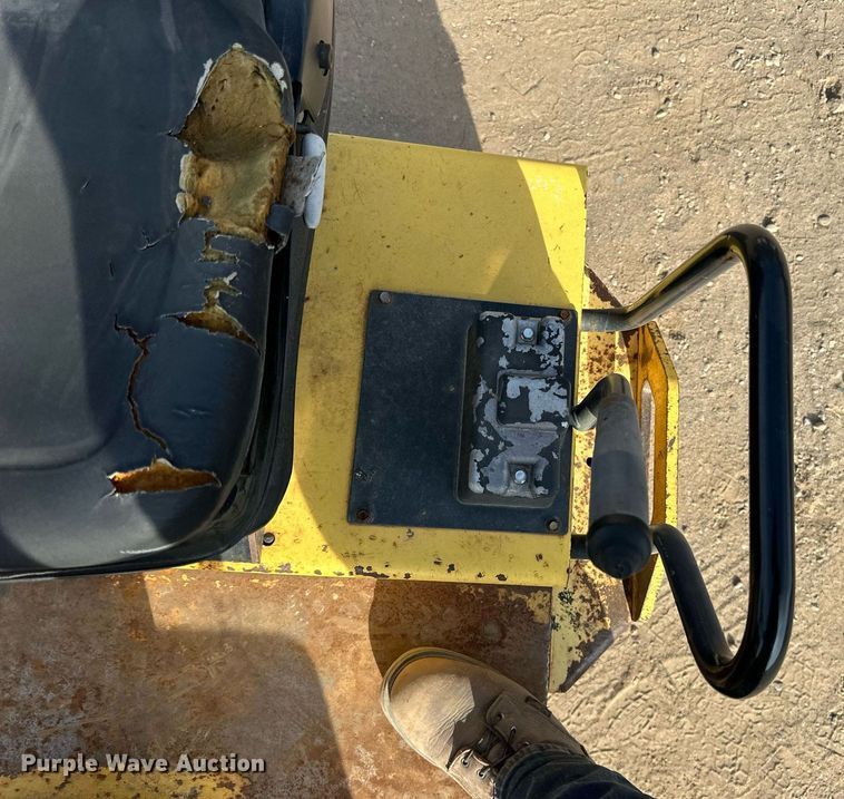 image for item DN0816 2005 Dynapac  CC122 double drum vibratory roller