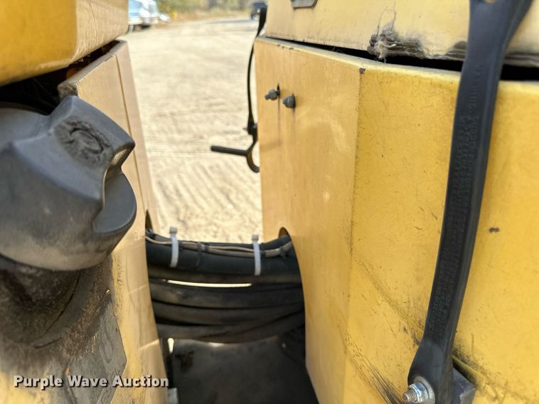 image for item DN0817 2005 Dynapac  CC122 double drum vibratory roller