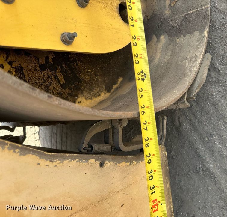 image for item DN0817 2005 Dynapac  CC122 double drum vibratory roller