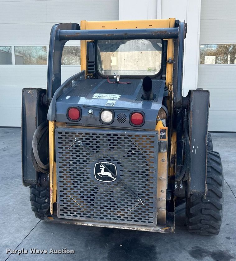 image for item DN0829 2010 John Deere 320D  skid steer loader