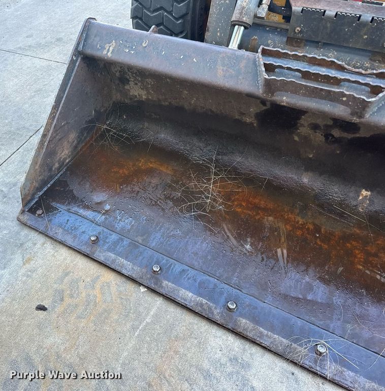 image for item DN0829 2010 John Deere 320D  skid steer loader