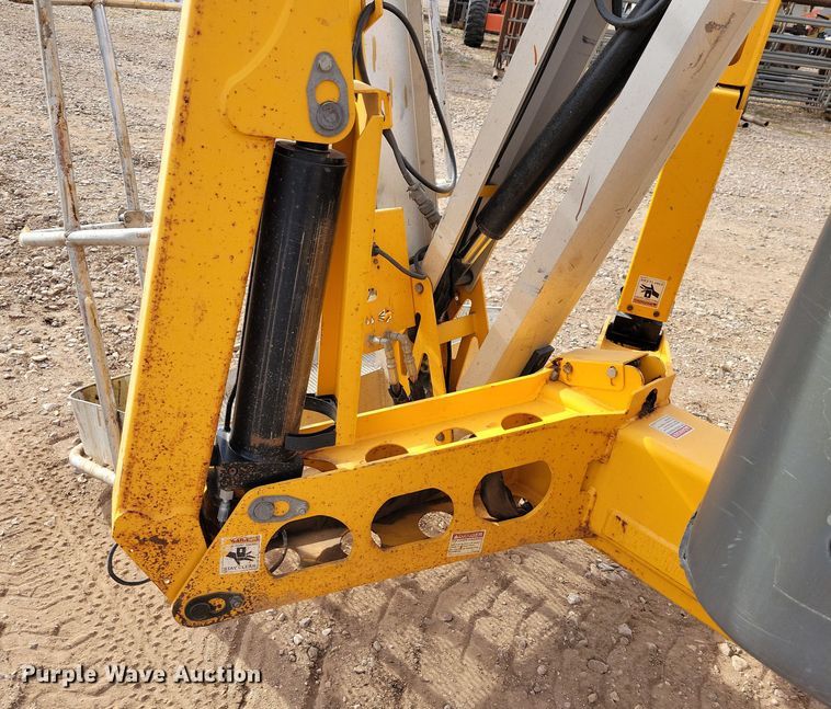image for item DN3593 2015 Biljax 5533A boom lift