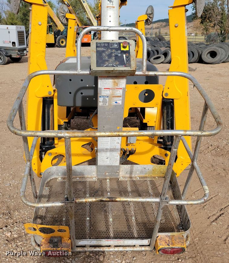 image for item DN3593 2015 Biljax 5533A boom lift