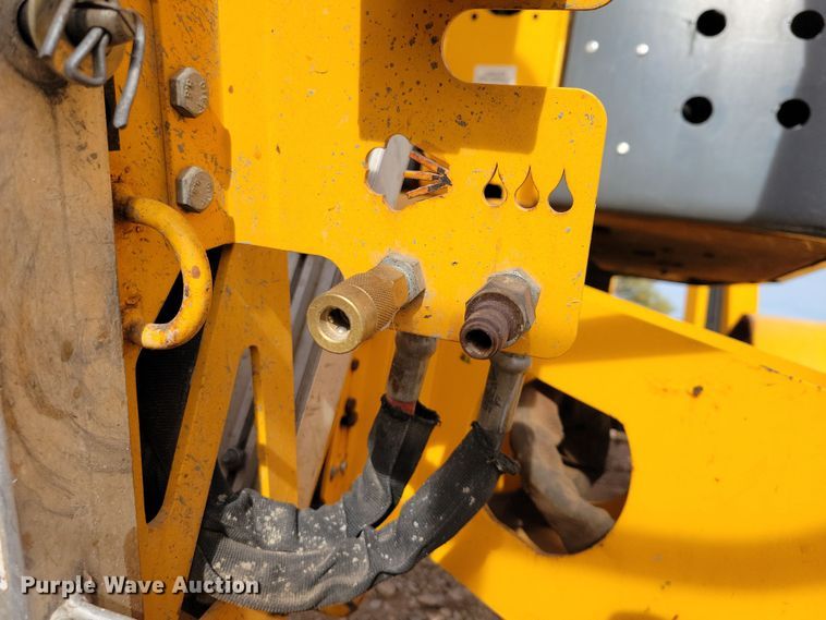 image for item DN3593 2015 Biljax 5533A boom lift