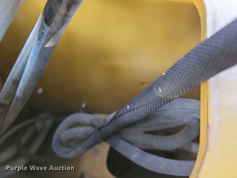 image for item DN3596 2011 Caterpillar 277C tracked skid steer loader