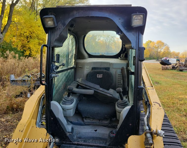 image for item DN3596 2011 Caterpillar 277C tracked skid steer loader
