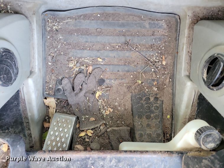 image for item DN3596 2011 Caterpillar 277C tracked skid steer loader