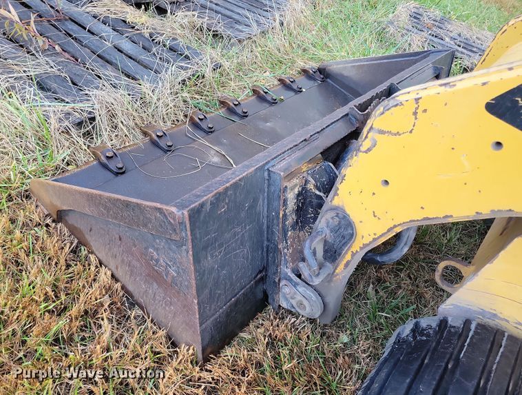 image for item DN3597 2011 Caterpillar 257B3 tracked skid steer loader