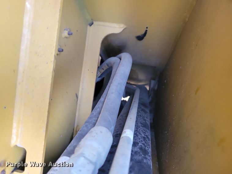 image for item DN3597 2011 Caterpillar 257B3 tracked skid steer loader