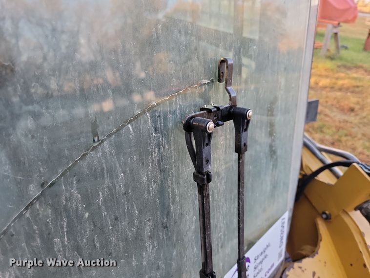 image for item DN3597 2011 Caterpillar 257B3 tracked skid steer loader