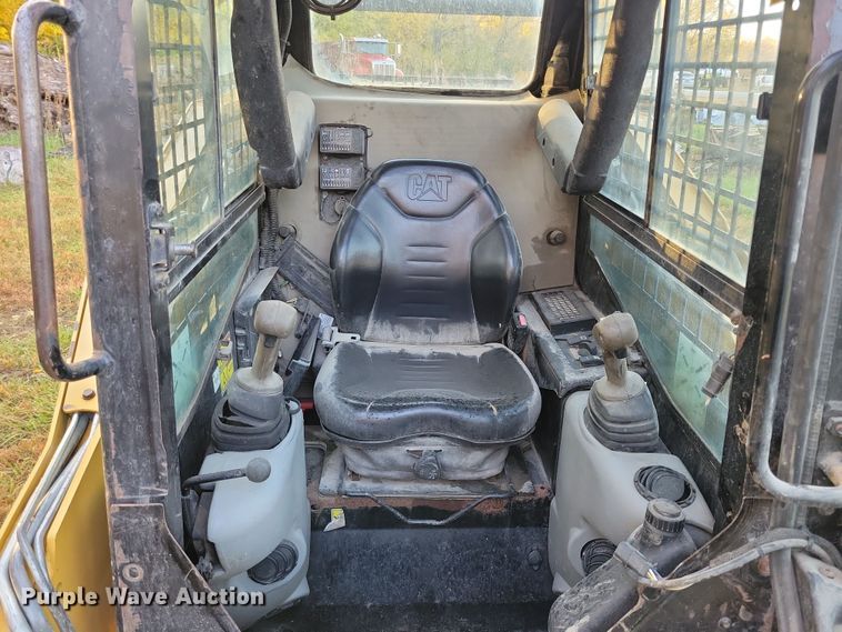 image for item DN3597 2011 Caterpillar 257B3 tracked skid steer loader