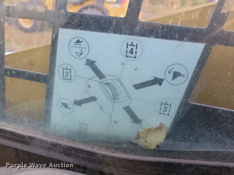 image for item DN3597 2011 Caterpillar 257B3 tracked skid steer loader