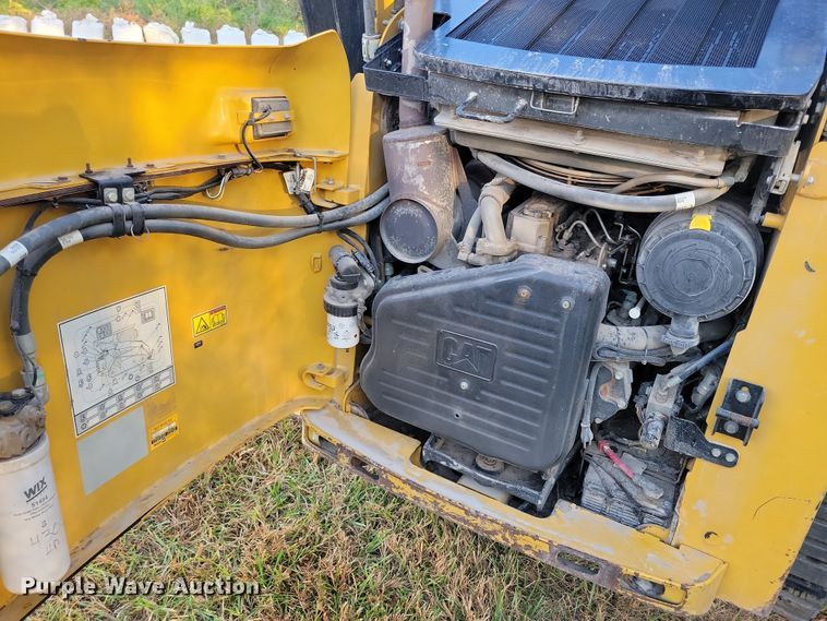 image for item DN3597 2011 Caterpillar 257B3 tracked skid steer loader