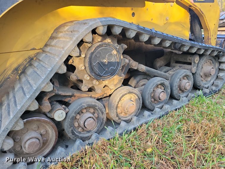 image for item DN3597 2011 Caterpillar 257B3 tracked skid steer loader