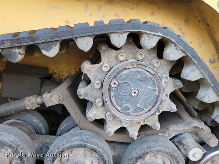 image for item DN3597 2011 Caterpillar 257B3 tracked skid steer loader