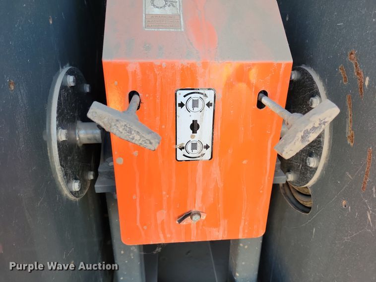 image for item DN3599 2013 Wacker Neuson E3000 ground heater