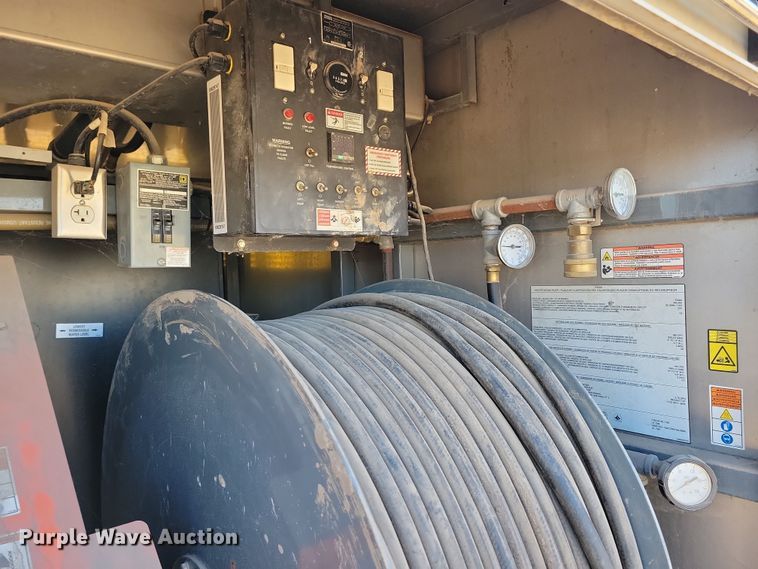 image for item DN3599 2013 Wacker Neuson E3000 ground heater