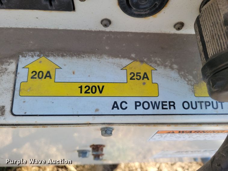 image for item DN3599 2013 Wacker Neuson E3000 ground heater