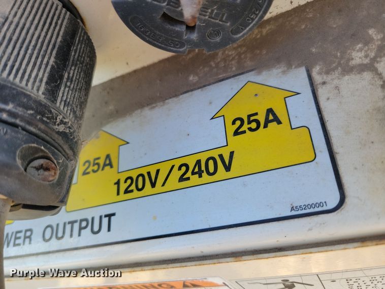 image for item DN3599 2013 Wacker Neuson E3000 ground heater