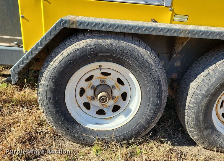 image for item DN3599 2013 Wacker Neuson E3000 ground heater