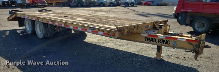 image for item DN3603 2001 Trail King TK40 equipment trailer