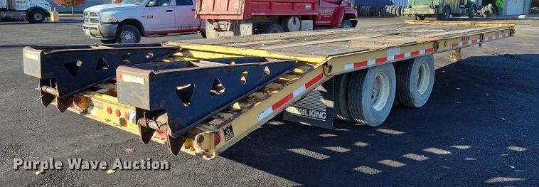 image for item DN3603 2001 Trail King TK40 equipment trailer