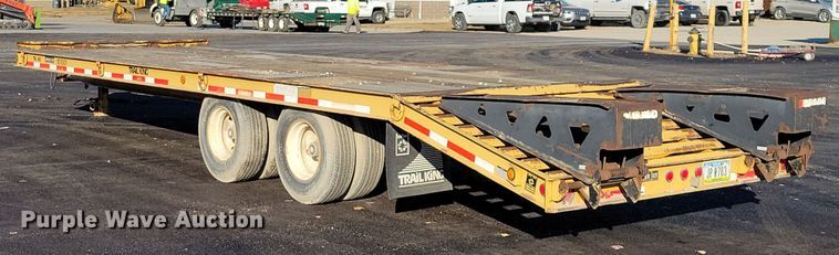 image for item DN3603 2001 Trail King TK40 equipment trailer
