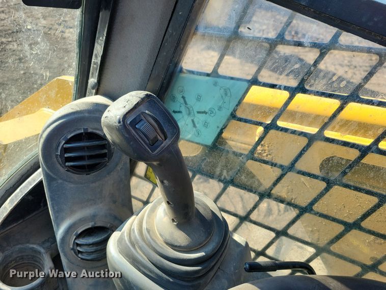 image for item DN3605 2014 Caterpillar  279D tracked skid steer loader