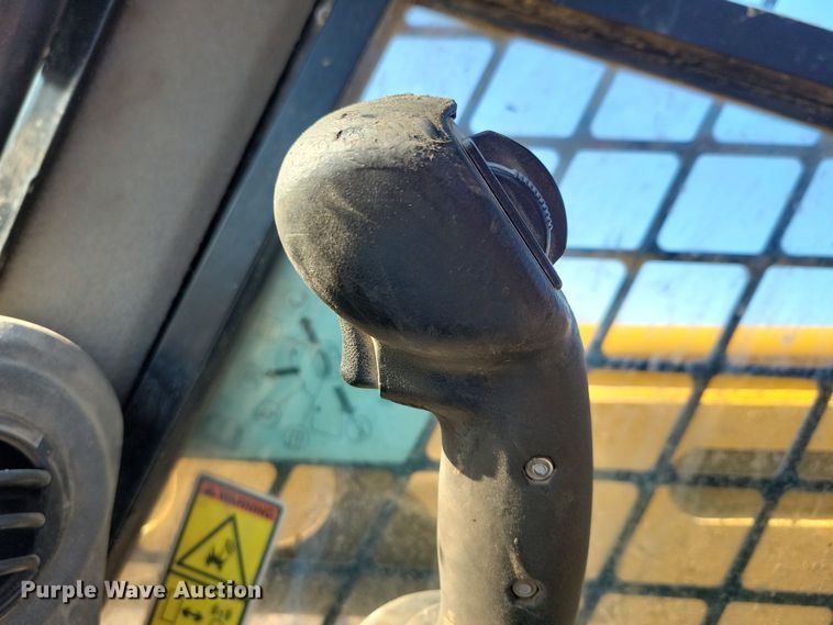 image for item DN3605 2014 Caterpillar  279D tracked skid steer loader