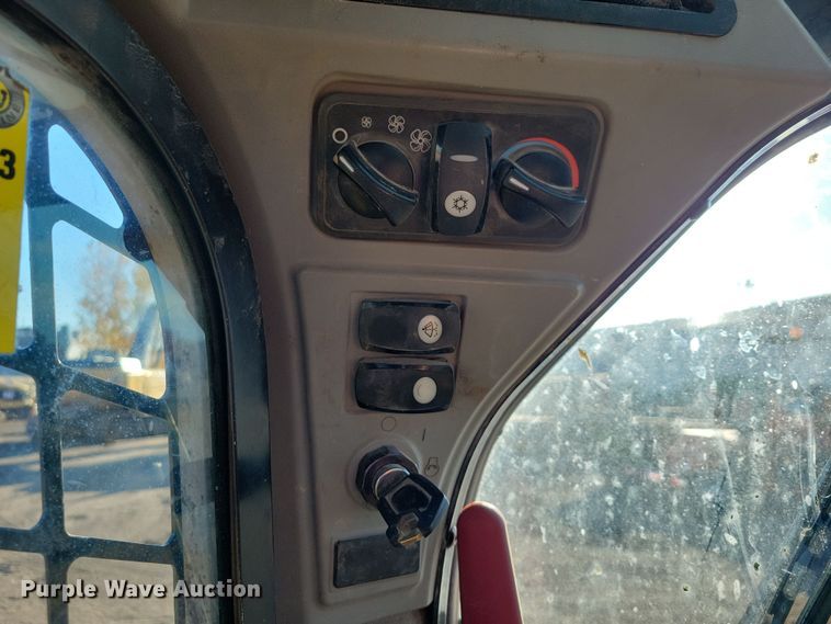 image for item DN3605 2014 Caterpillar  279D tracked skid steer loader