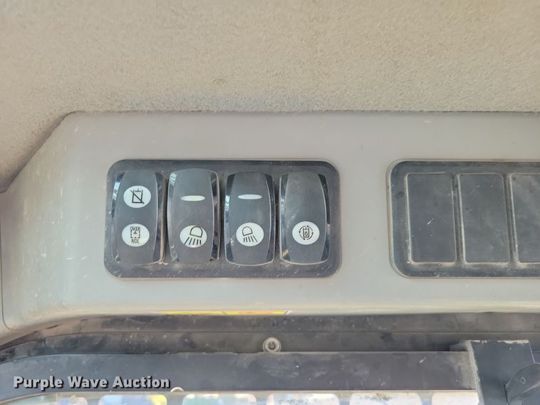 image for item DN3605 2014 Caterpillar  279D tracked skid steer loader