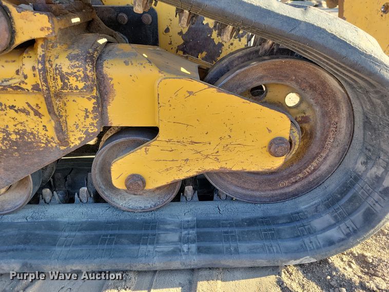 image for item DN3605 2014 Caterpillar  279D tracked skid steer loader