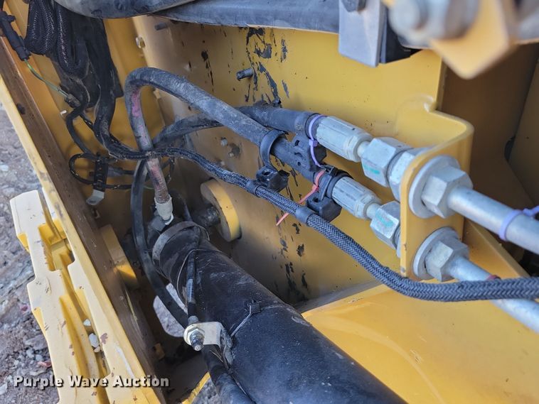 image for item DN3606 2017 Caterpillar 259D tracked skid steer loader