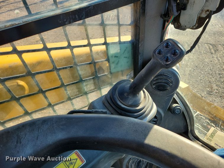 image for item DN3606 2017 Caterpillar 259D tracked skid steer loader