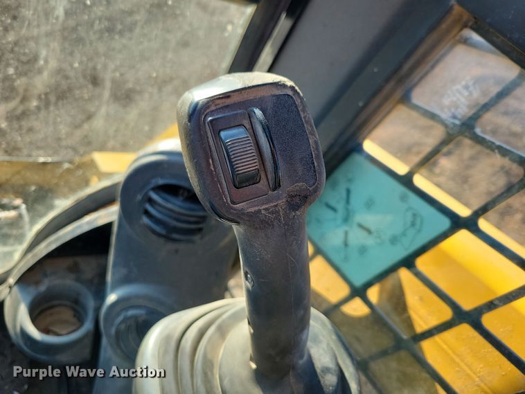 image for item DN3606 2017 Caterpillar 259D tracked skid steer loader