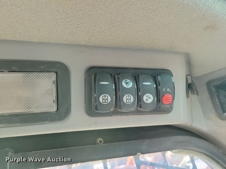 image for item DN3606 2017 Caterpillar 259D tracked skid steer loader