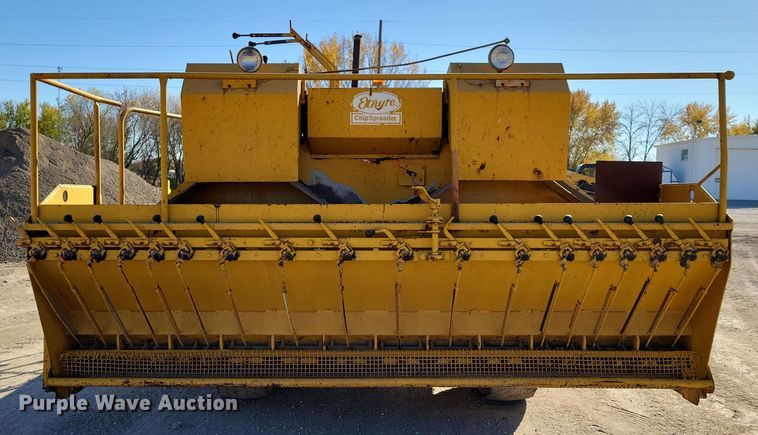 image for item DN3610 Etnyre chip spreader