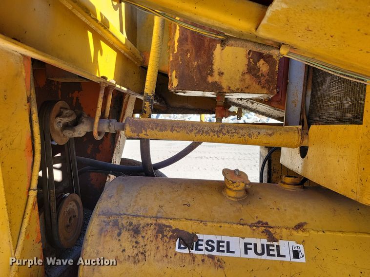 image for item DN3610 Etnyre chip spreader