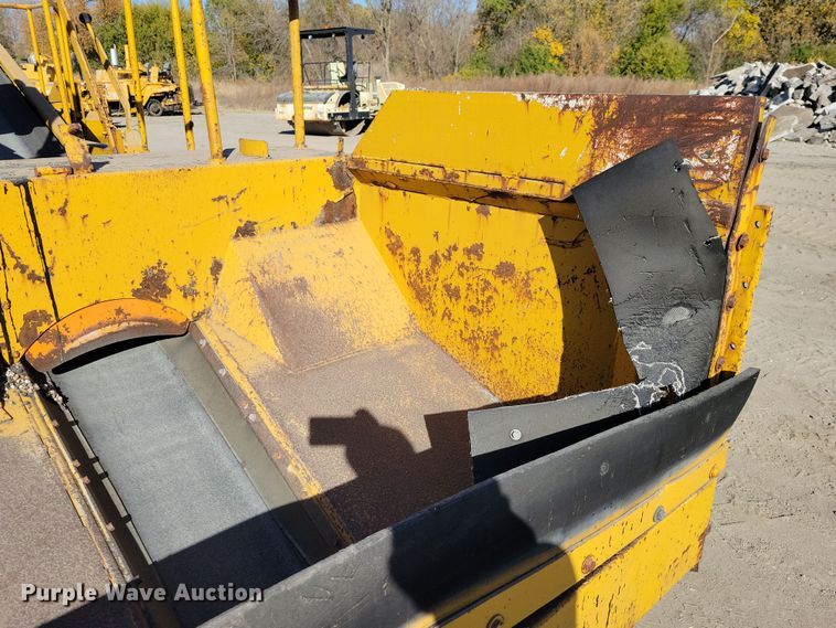 image for item DN3610 Etnyre chip spreader