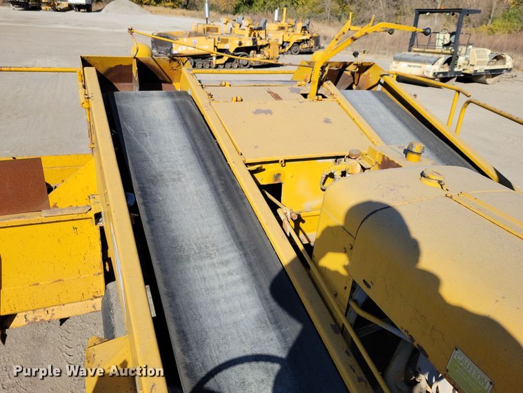 image for item DN3610 Etnyre chip spreader