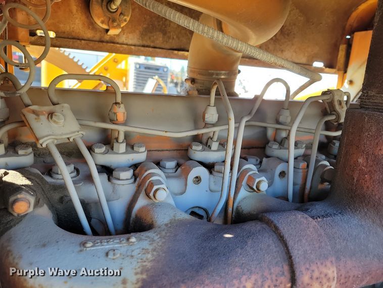 image for item DN3610 Etnyre chip spreader