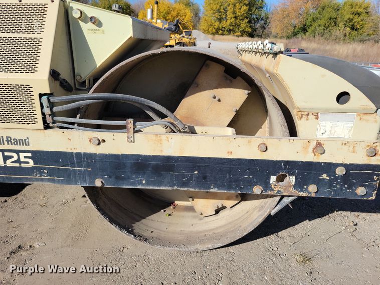 image for item DN3611 2010 Ingersoll Rand DD-125 double drum vibratory roller