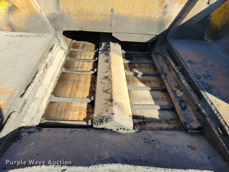 image for item DN3612 2001 Blaw Knox PF-5510 paver