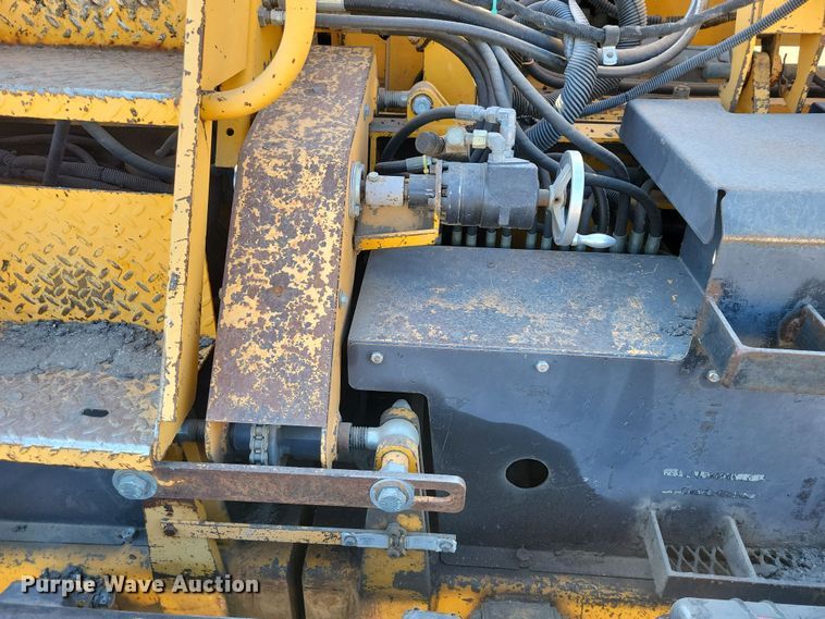 image for item DN3612 2001 Blaw Knox PF-5510 paver