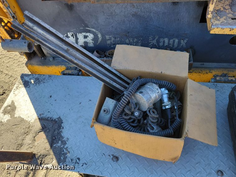 image for item DN3612 2001 Blaw Knox PF-5510 paver