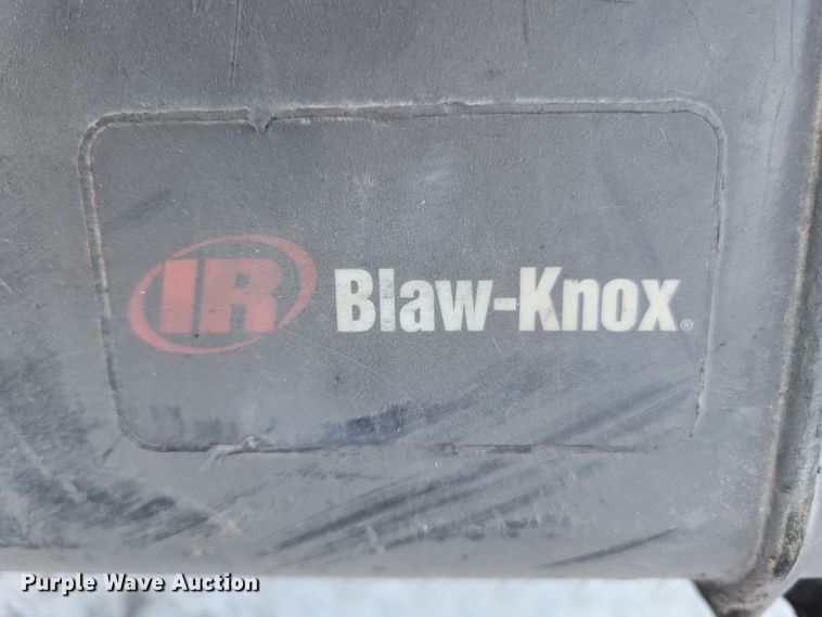 image for item DN3612 2001 Blaw Knox PF-5510 paver