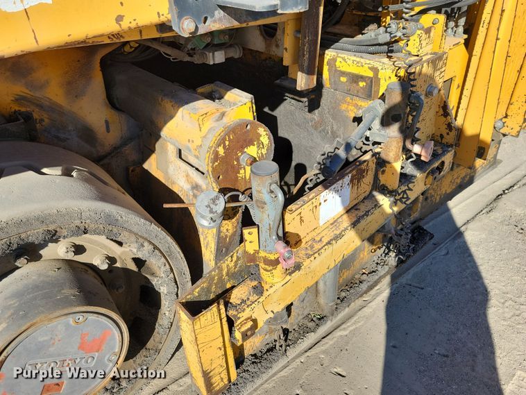 image for item DN3612 2001 Blaw Knox PF-5510 paver