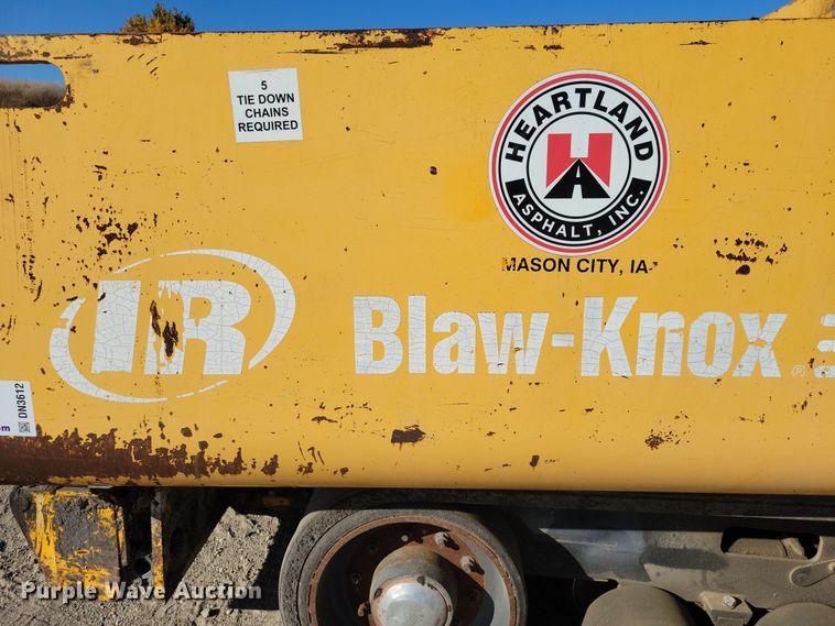 image for item DN3612 2001 Blaw Knox PF-5510 paver
