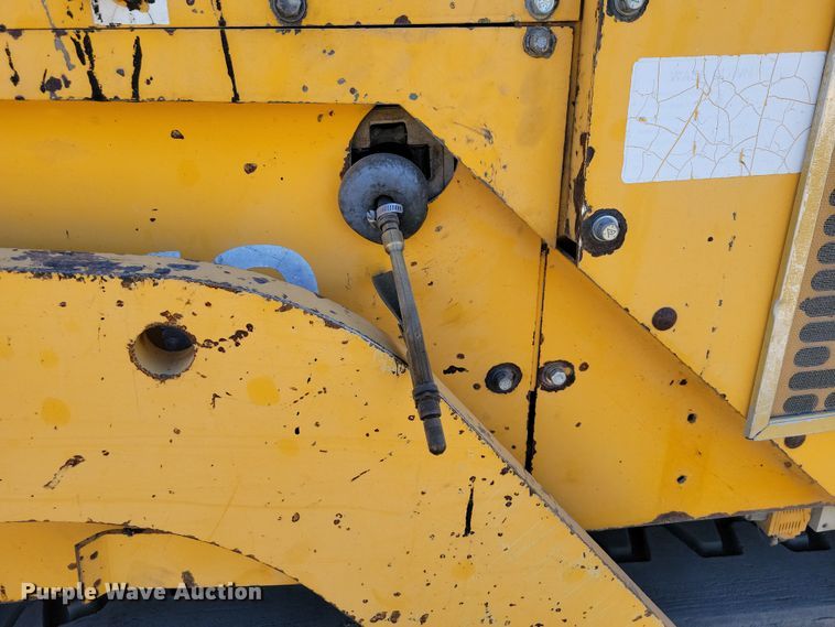 image for item DN3613 2001 Blaw Knox PF-4410 paver