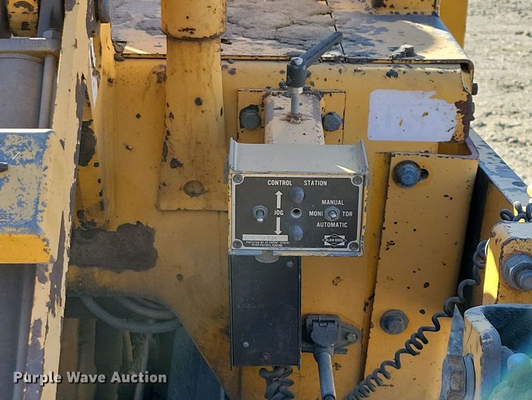 image for item DN3613 2001 Blaw Knox PF-4410 paver